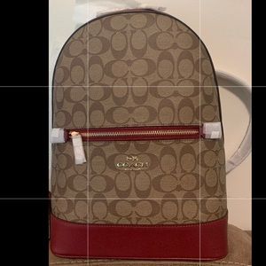 Coach kinley signature back pack